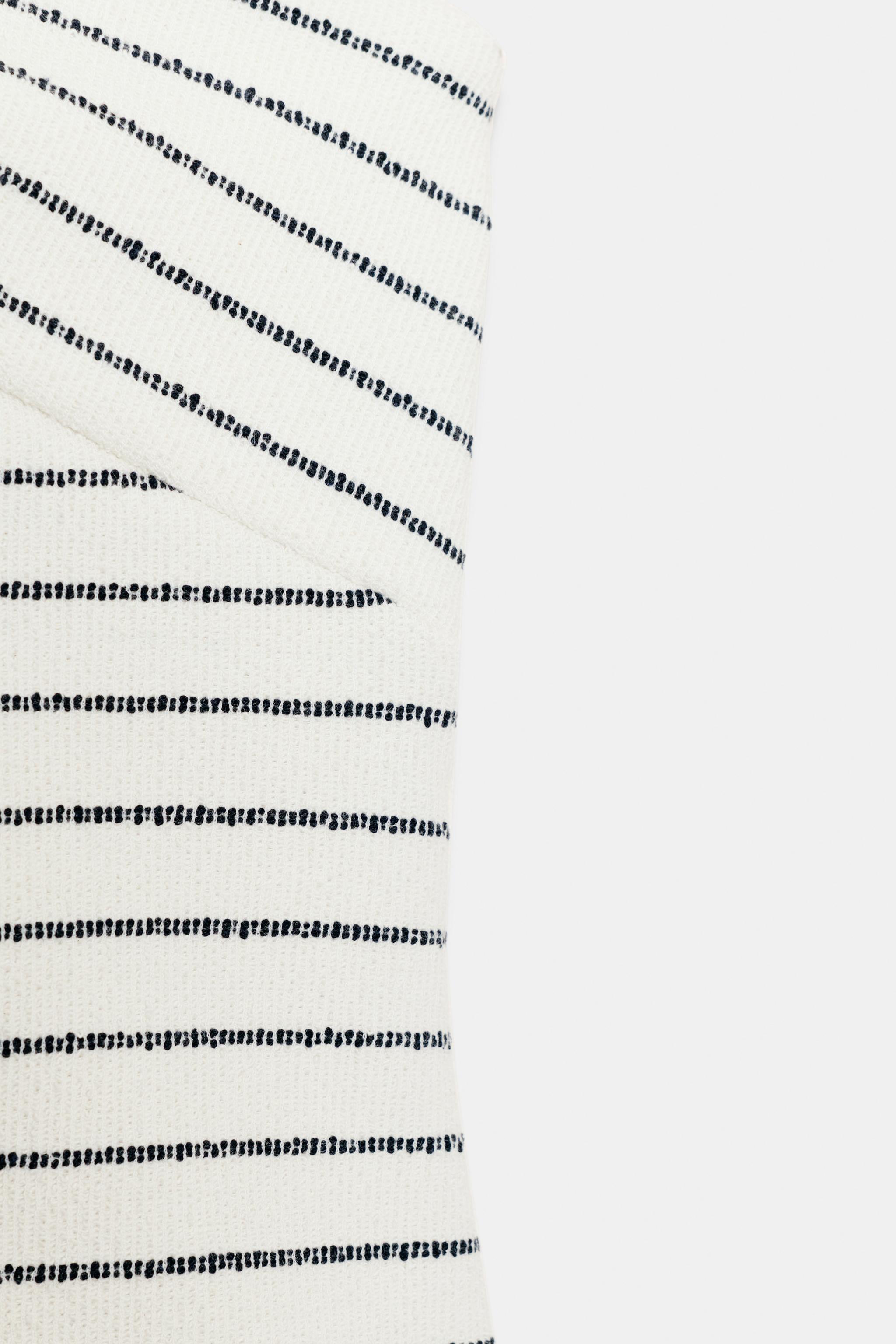 TOP BOUCLÉ CACHE-CŒUR